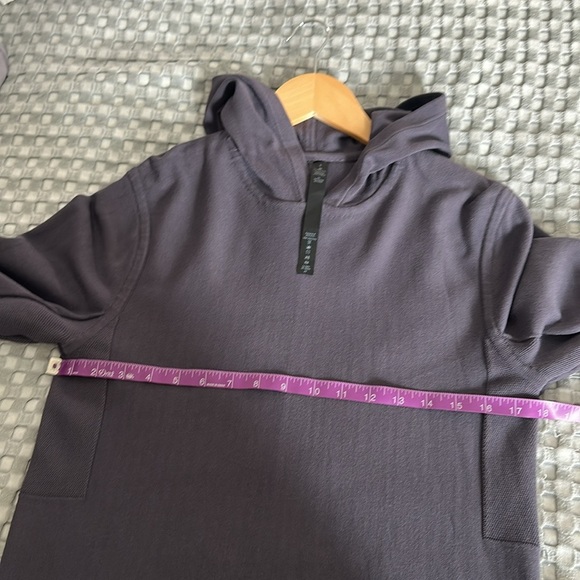 Lululemon Athletica Hooded Sweater - Picture 7 of 10